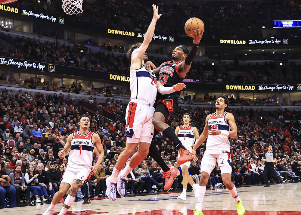 关于CBA常规赛赛程吃紧，密尔沃基雄鹿赛后内部沟通，震撼外界，纪律约束更严格的信息