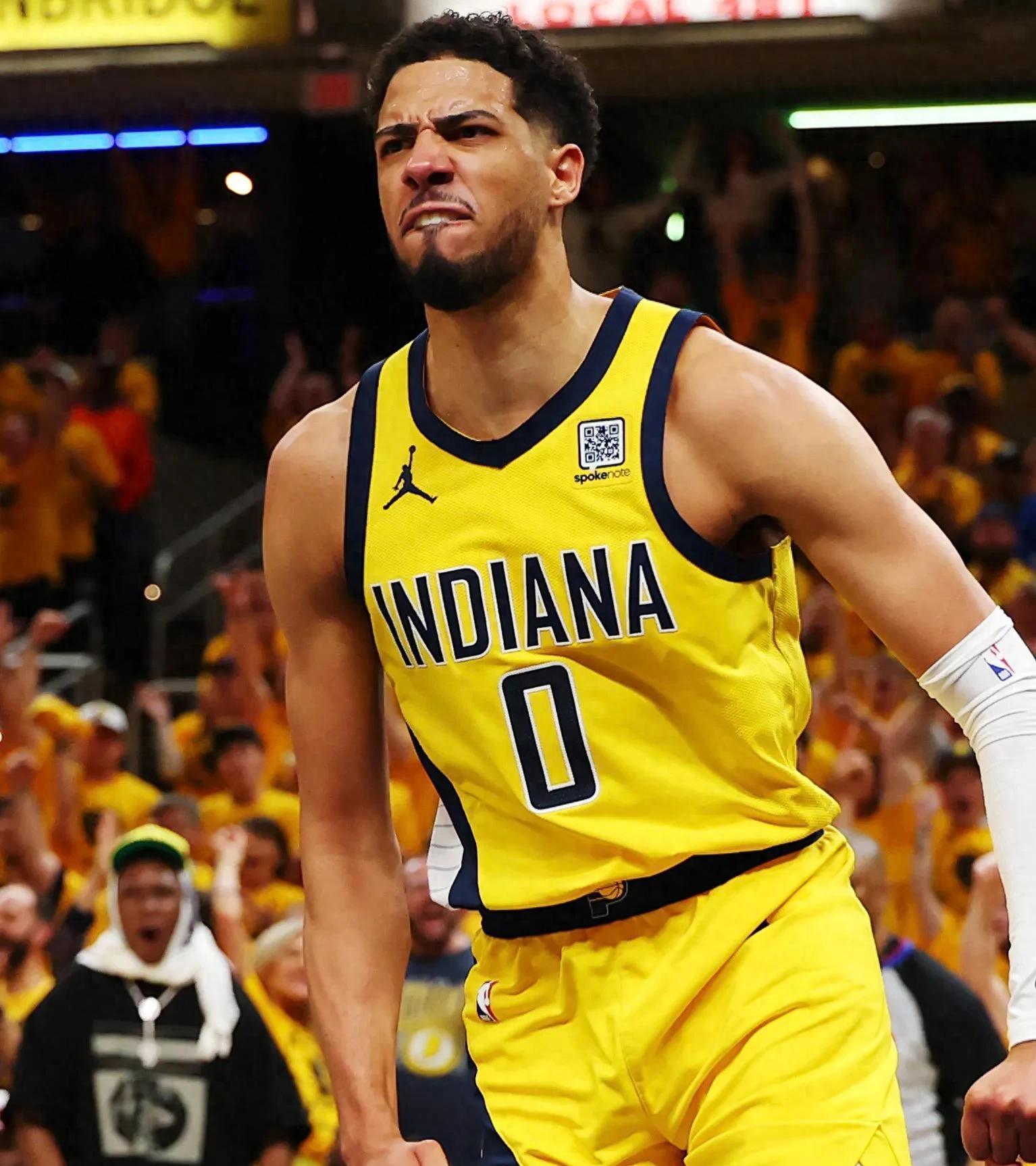 包含赛地聚焦——NBA季后赛赛前热度飙升；俄克拉荷马雷霆伤情更新；态度坚定；球探报告显示潜力的词条