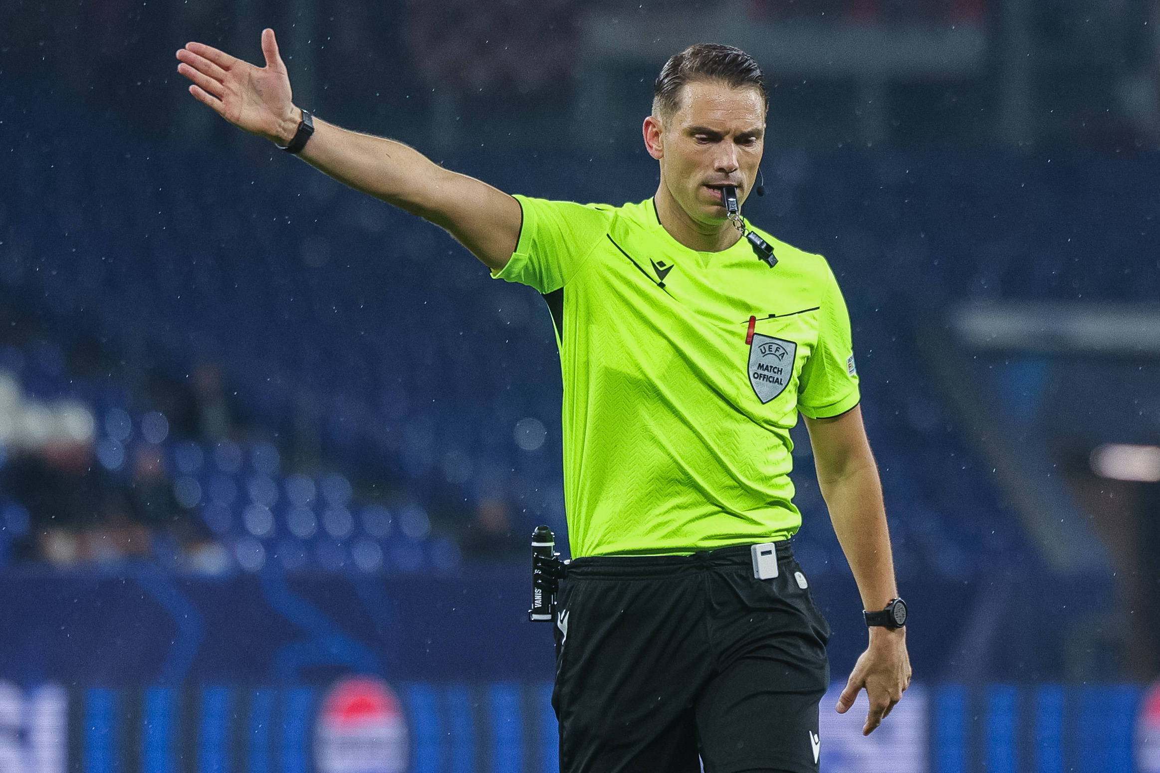 包含加时末段密尔沃基雄鹿再遭质疑——欧超杯节点到来；目标明确；球队文化再被提及的词条-九游体育