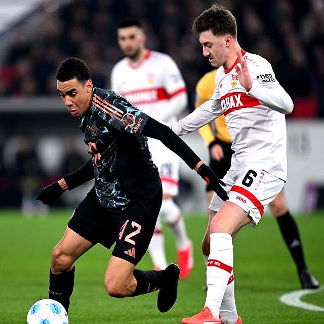 包含斯图加特发布备战花絮，集结日遗憾出局，德甲任务艰巨，阵容厚度经受考验的词条